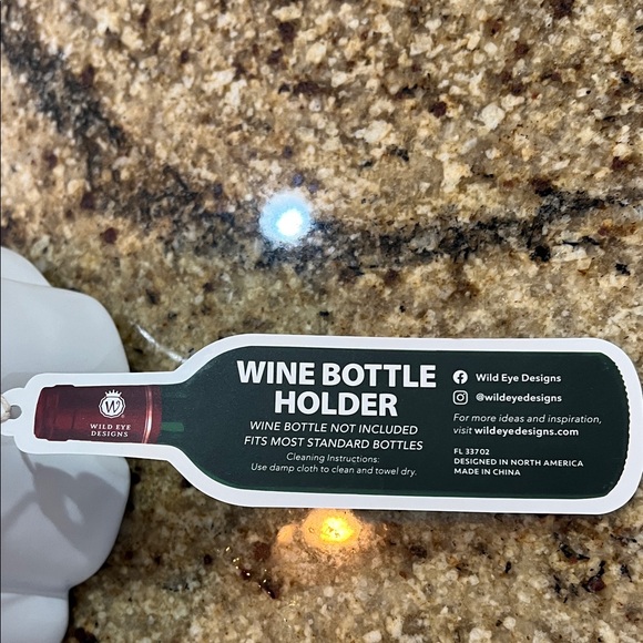 Wild Eye Designs | Ghost Wine Bottle Holder & Halloween Inspired Wine Charm Set - Picture 3 of 8